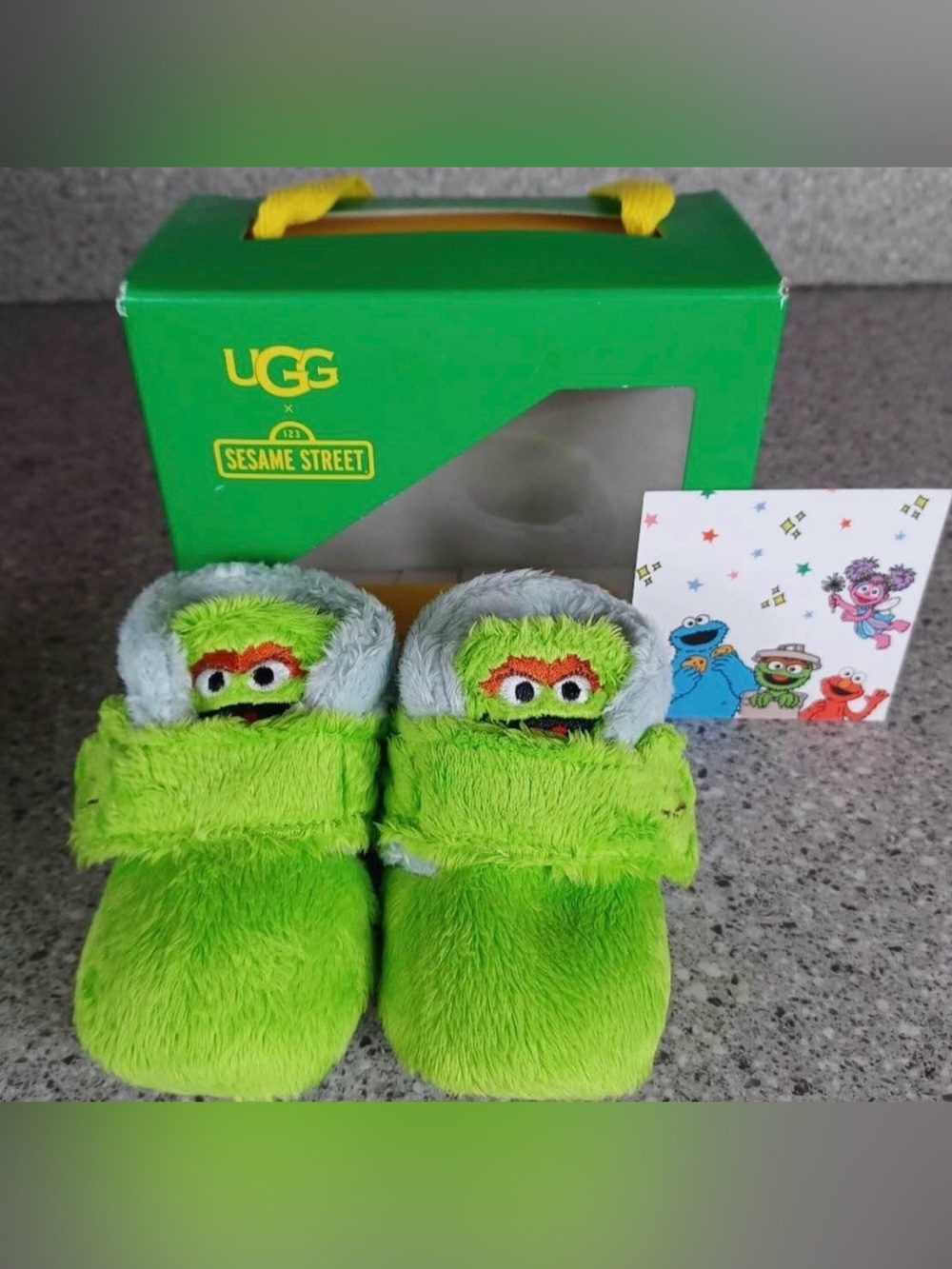 New baby infant fuzzy green booties ugg x Sesame Street Oscar
